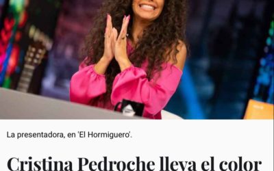 Cristina Pedroche lleva el color Pantone 2023 a su maquillaje de fiesta, manicura incluida