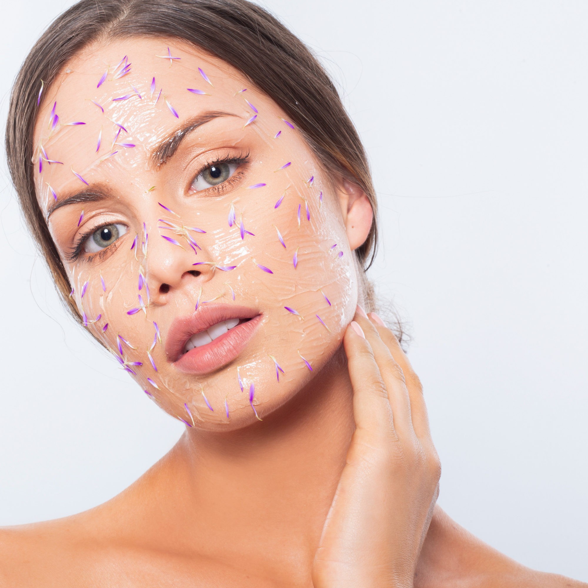 Cuida tu piel mediante la dermolimpieza facial